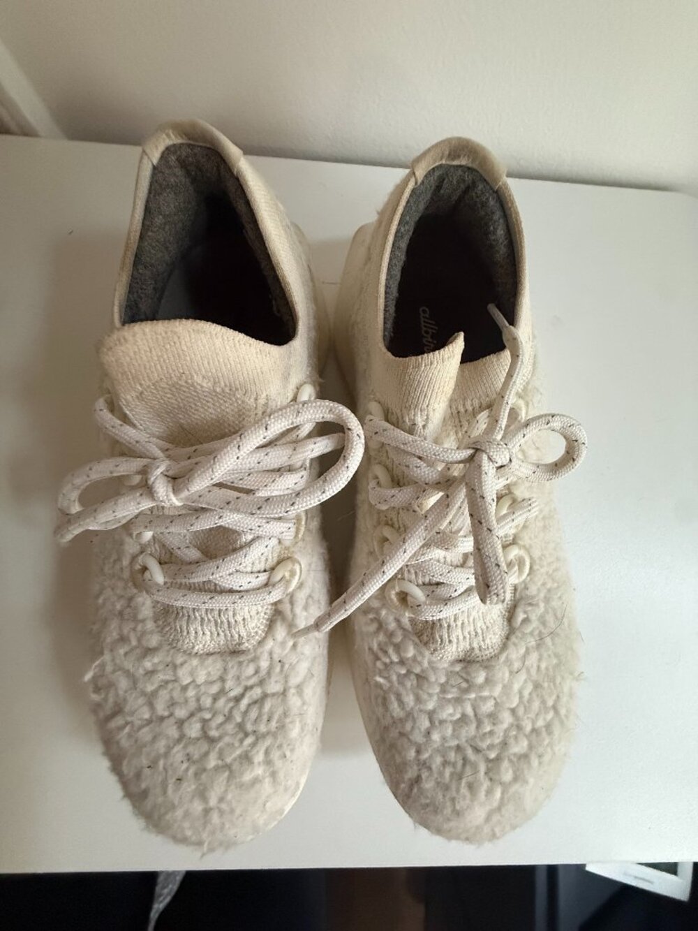 Allbirds Sneakers Sustainable Comfort Wool Runners 9W Off-White Fluff